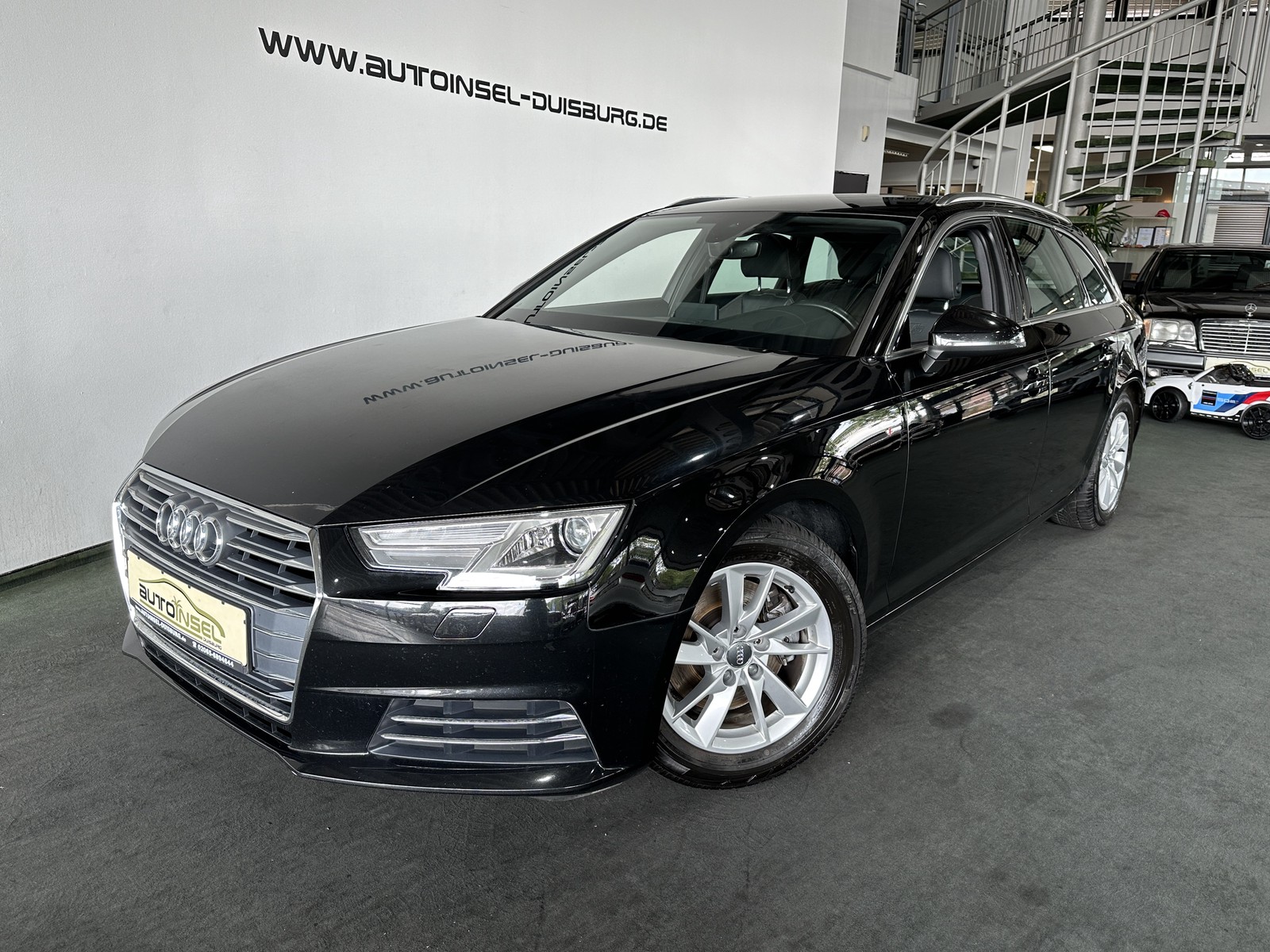 Audi A4 Avant sport ultra S-Line SHZ Navi Keyless