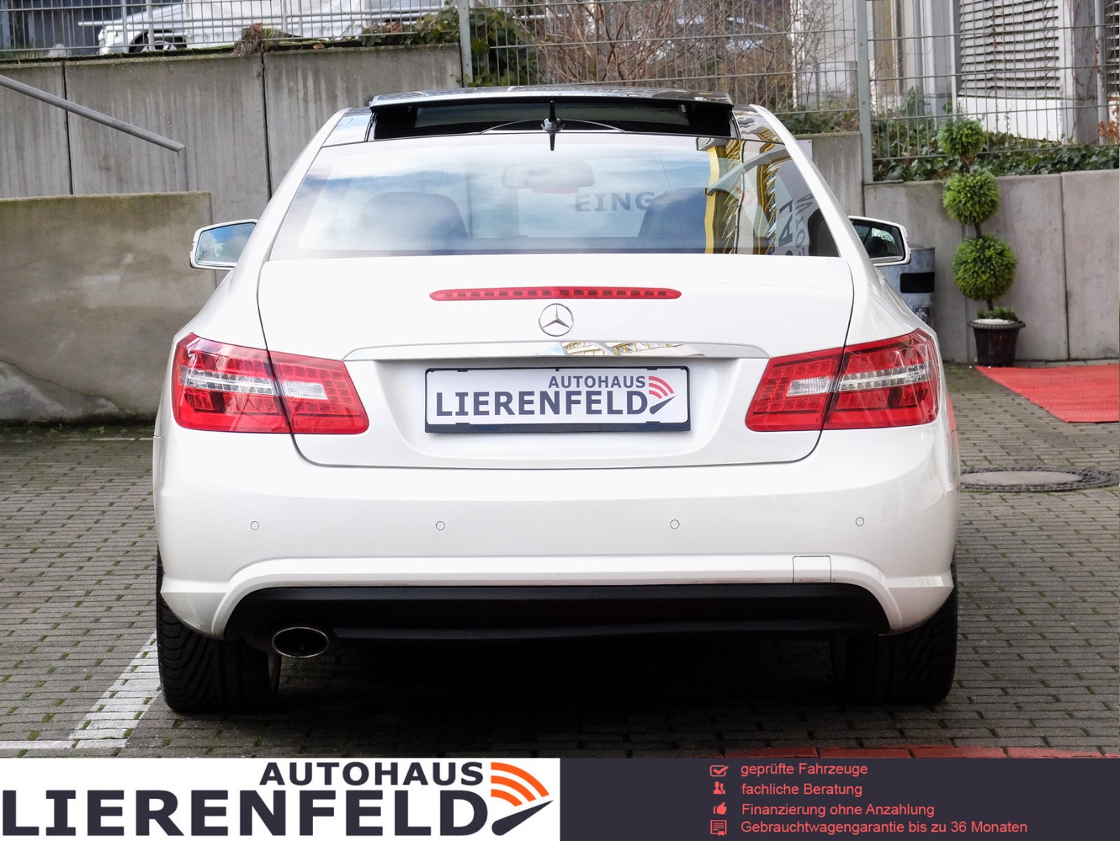 Mercedes Benz E 220 Cdi Coupe 7g Tronic Gebraucht Kaufen In Dusseldorf Preis 13990 Eur Int Nr 1407