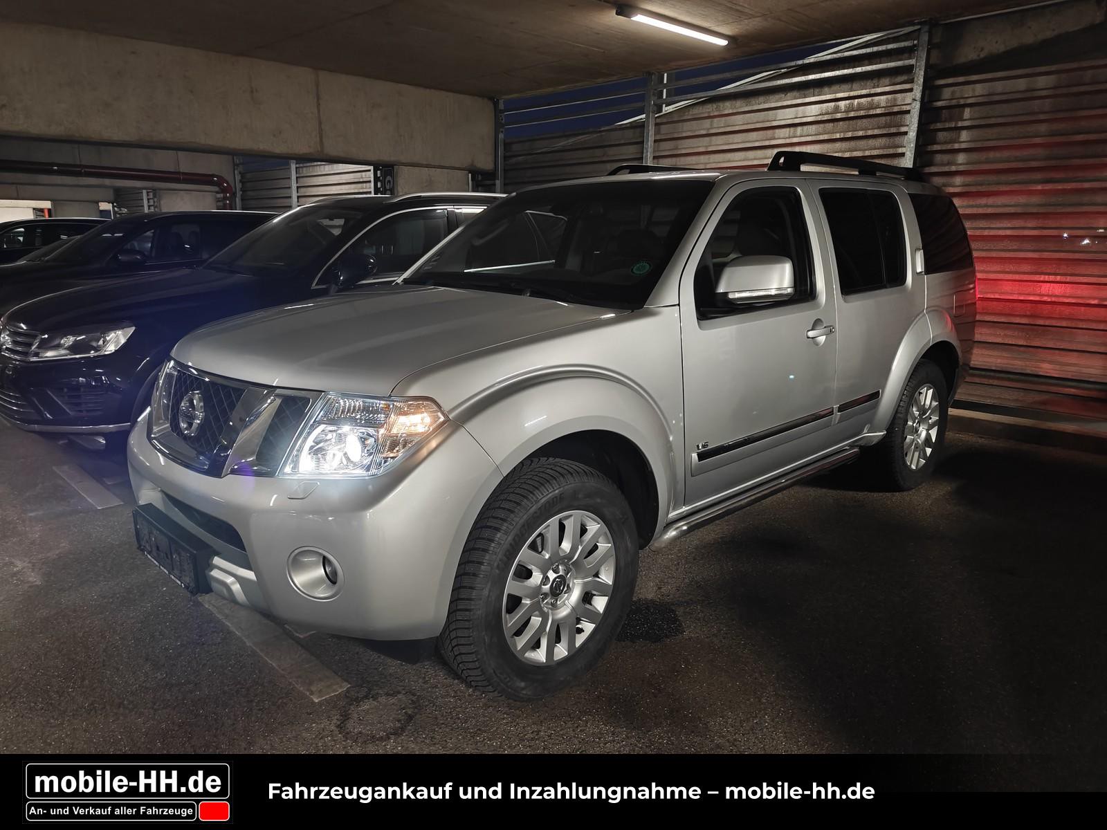 Nissan Pathfinder 3.0 dCi LE*VOLL*1 HAND*