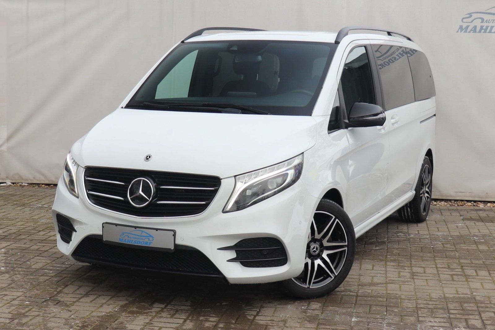 Mercedes-Benz V250 KOMPAKT AMG ILS DISTRONIC AHK NIGHT COMAND