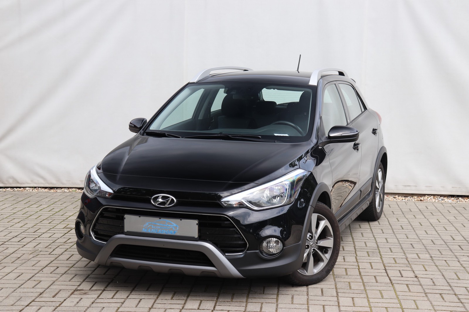 Hyundai i20 Active Trend RFK SPUR SHZ Lenkradheiz.