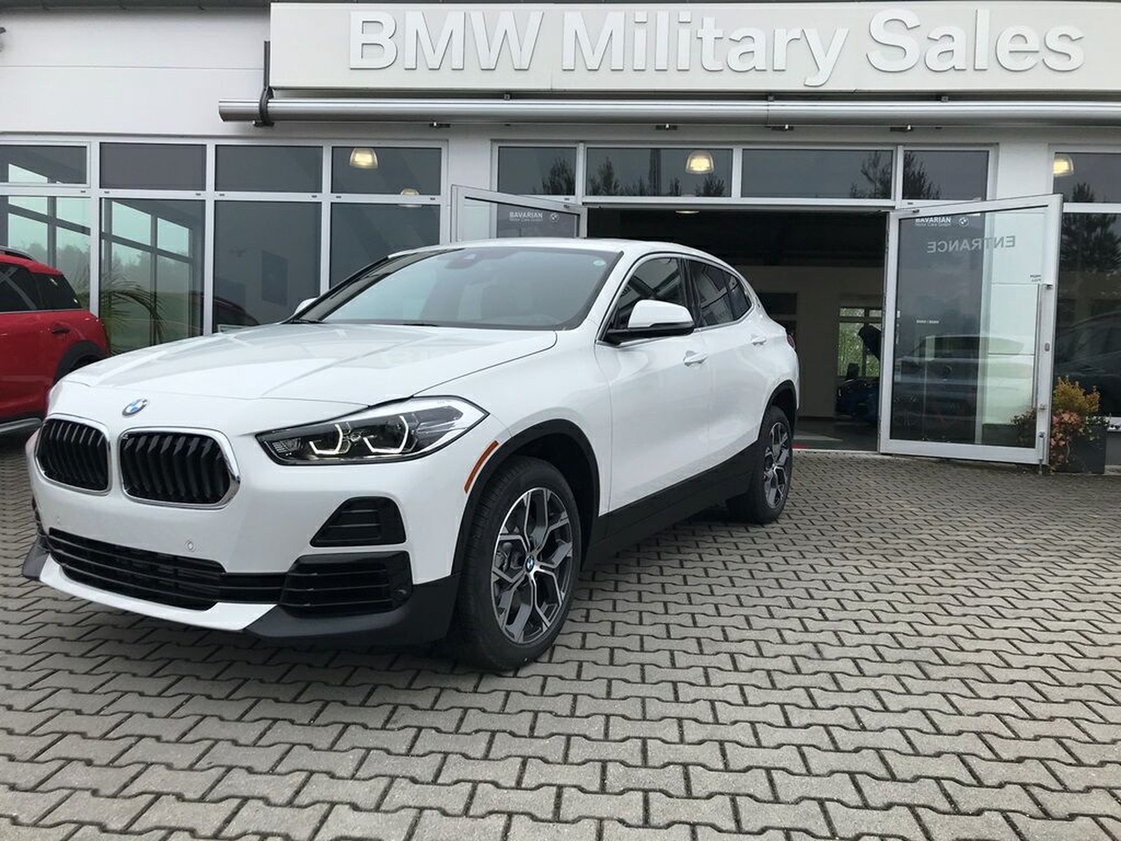 BMW X2 xDrive28i Tax Free Military Sales in Grafenwöhr Price 37295