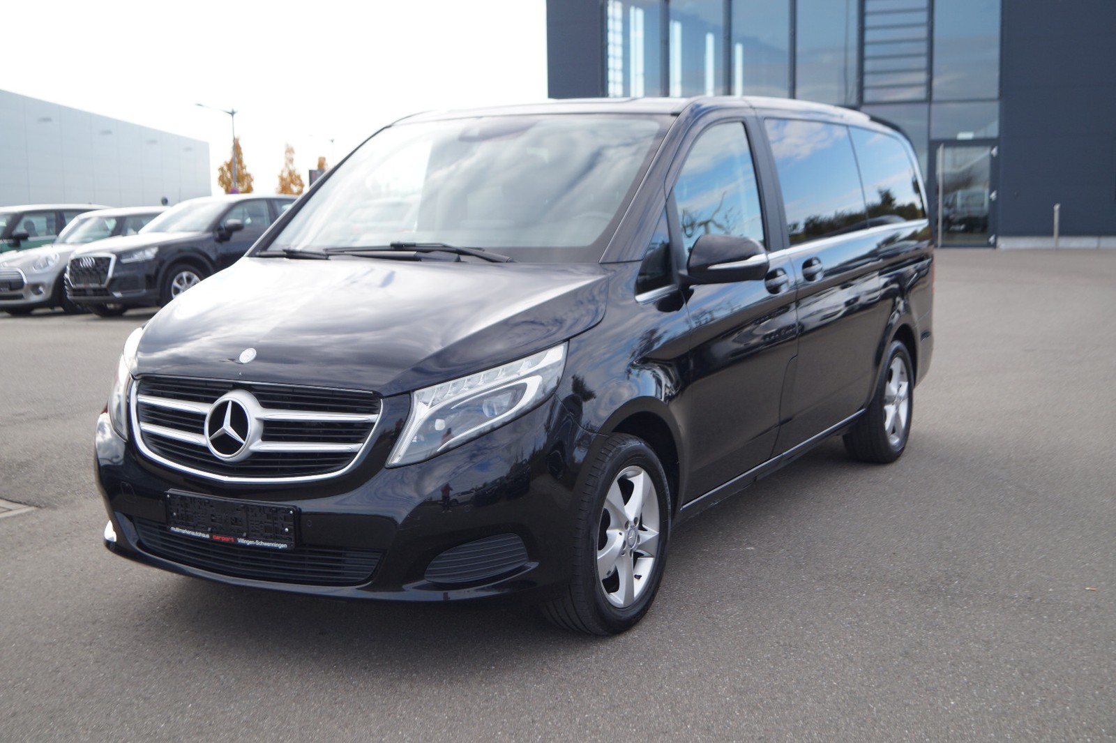 Mercedes-Benz V 220 CDI AVANTGARDE lang |8 Sitze|Navi|LED|AHK|