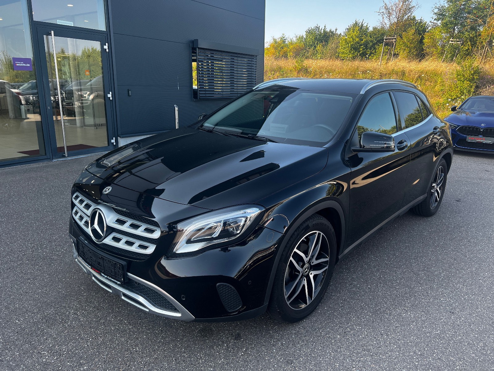 Mercedes-Benz GLA 180 Urban LED|Navi|
