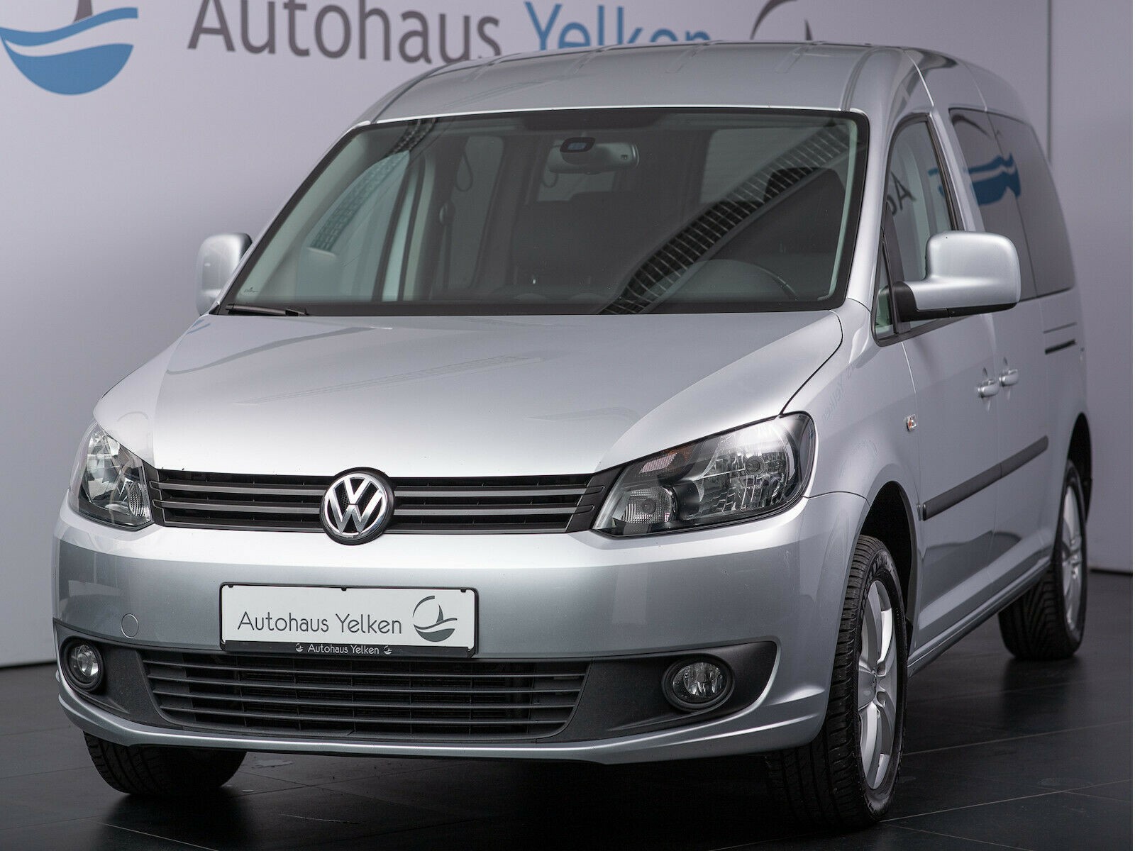 Volkswagen Caddy 1.6D Maxi Soccer Trendline 7-SITZE PDC TPM