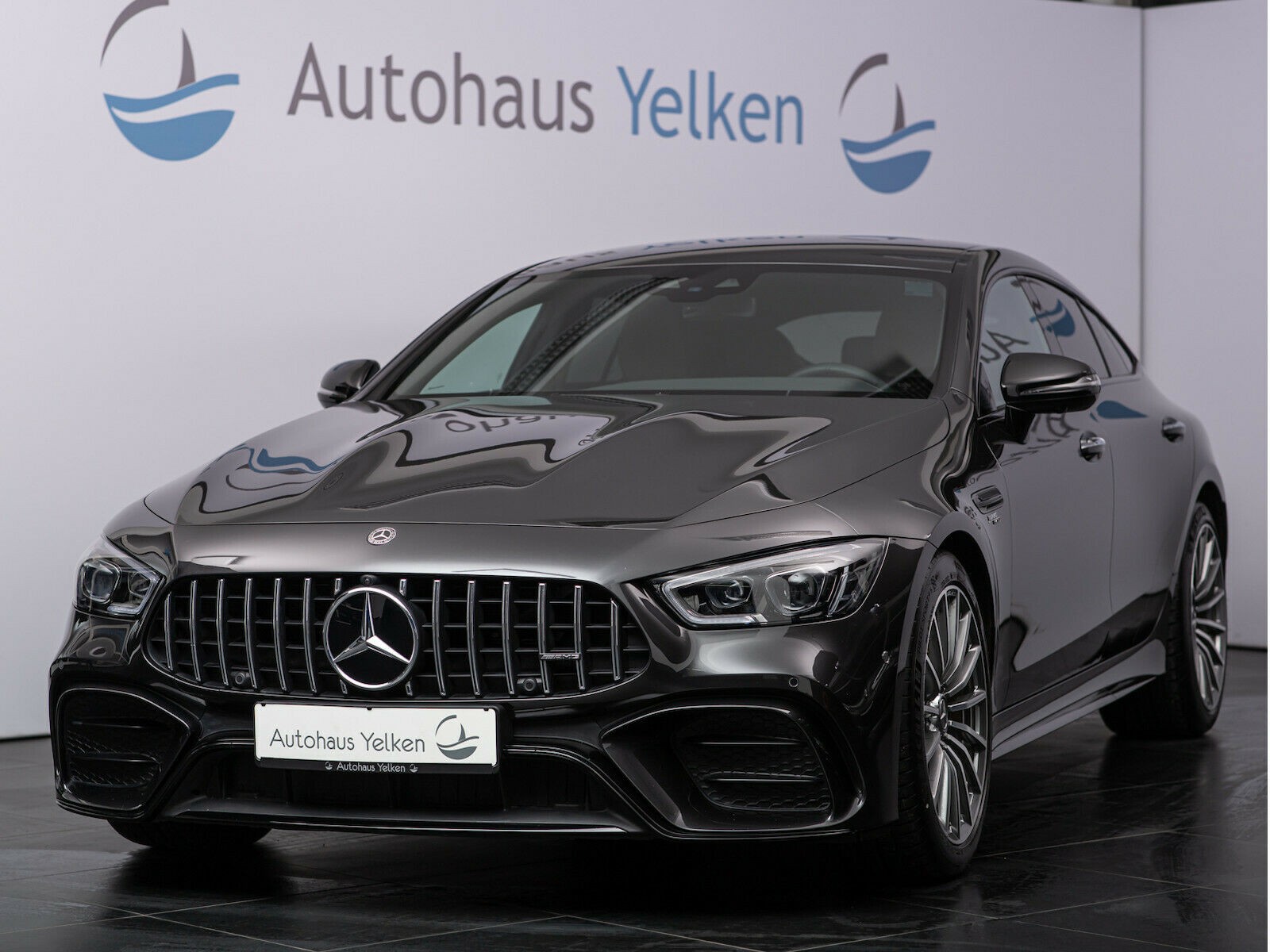 Mercedes-Benz AMG GT 53 4MATIC+ 5-SITZER V8-STYLE 360 EXKLUSIV