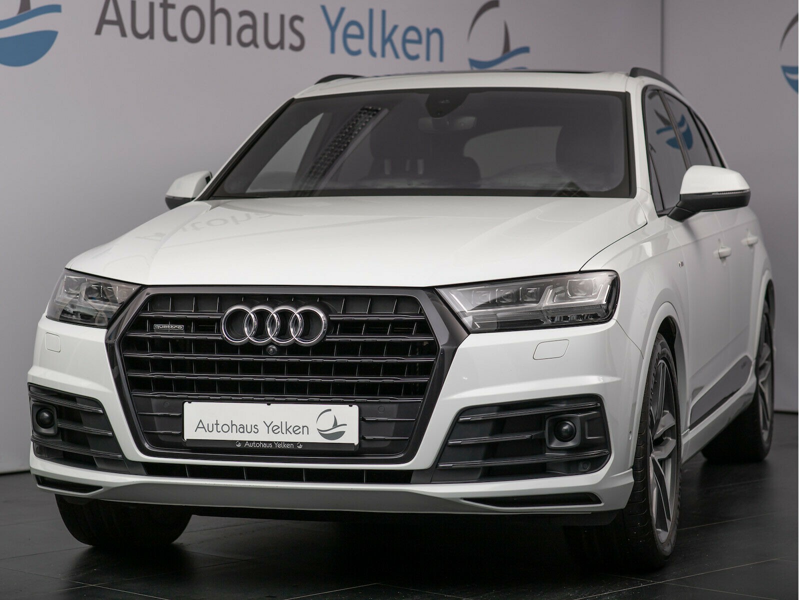 Audi Q7 3.0 TDI S line 7S ACC AHK LUFT STD-HZ PANO 21