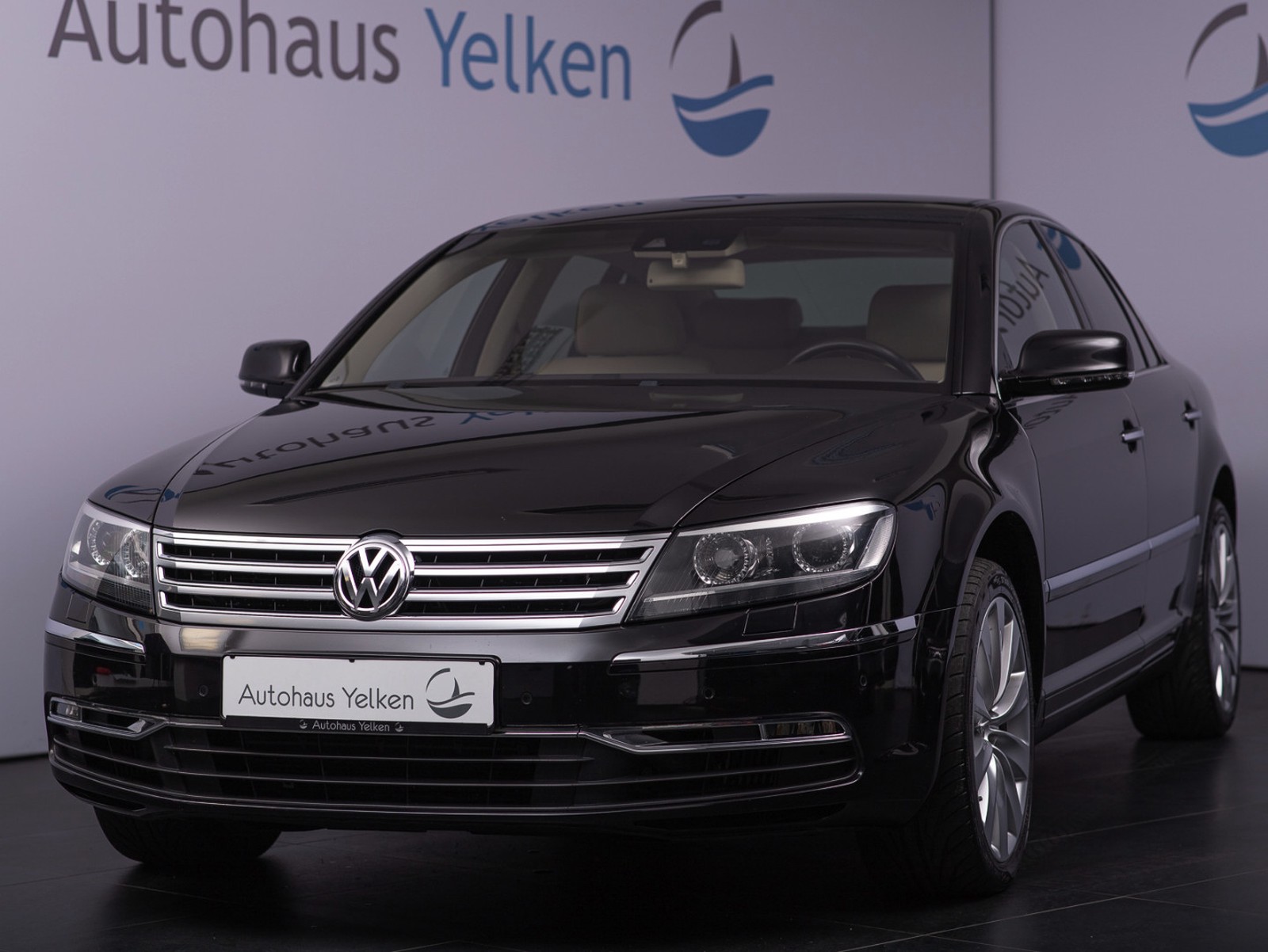 Volkswagen Phaeton 3.0 V6 TDI DPF 4MOTION Automatik (5 Sitzer) NAVIGATION MEMORY LEDER MASSAGE SOFTCLOSE DYNAUDIO RFK