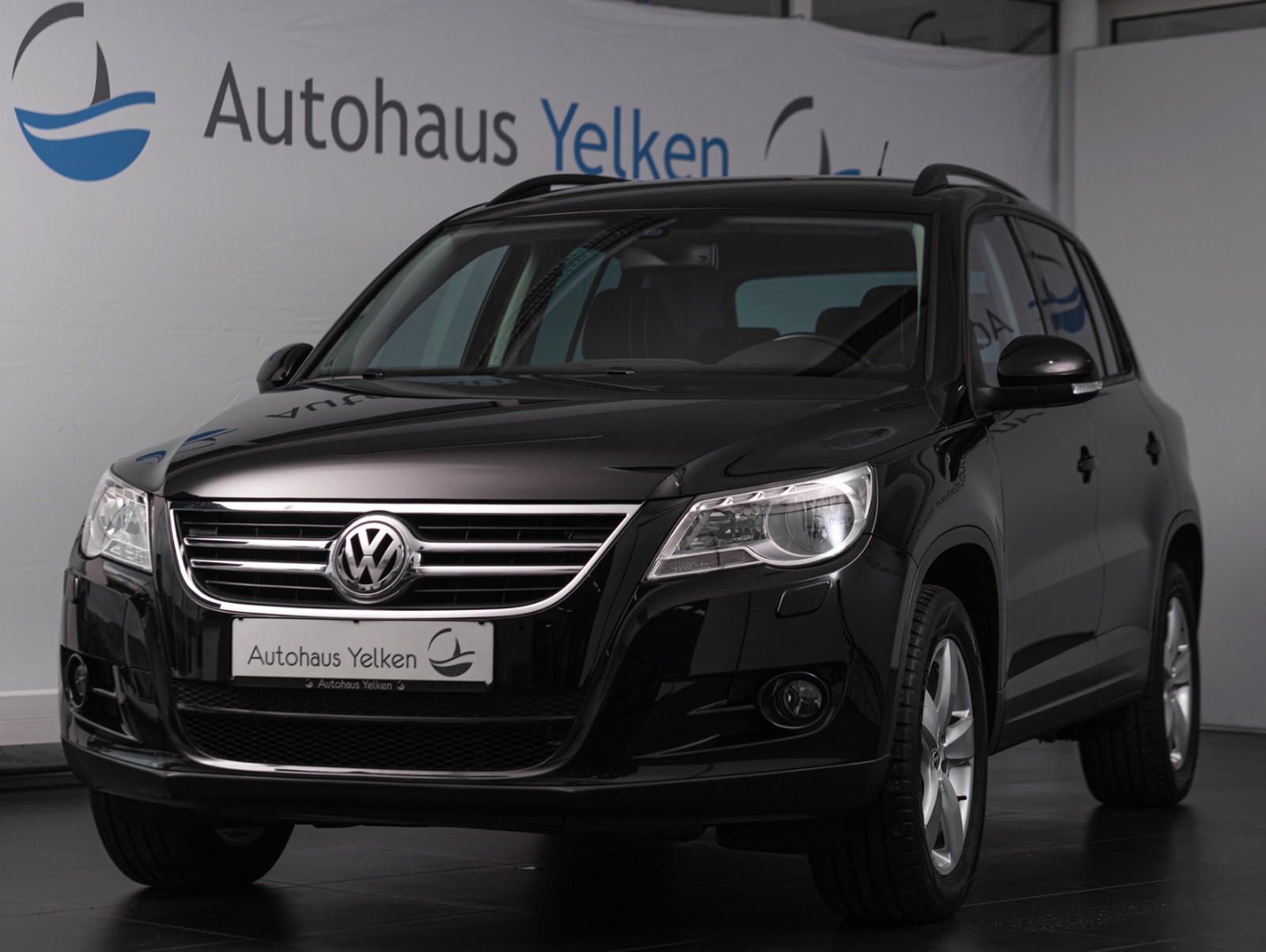 Volkswagen Tiguan Freestyle BMT AHK PDC KLIMA-AUTO. TPM SHZ RCD310