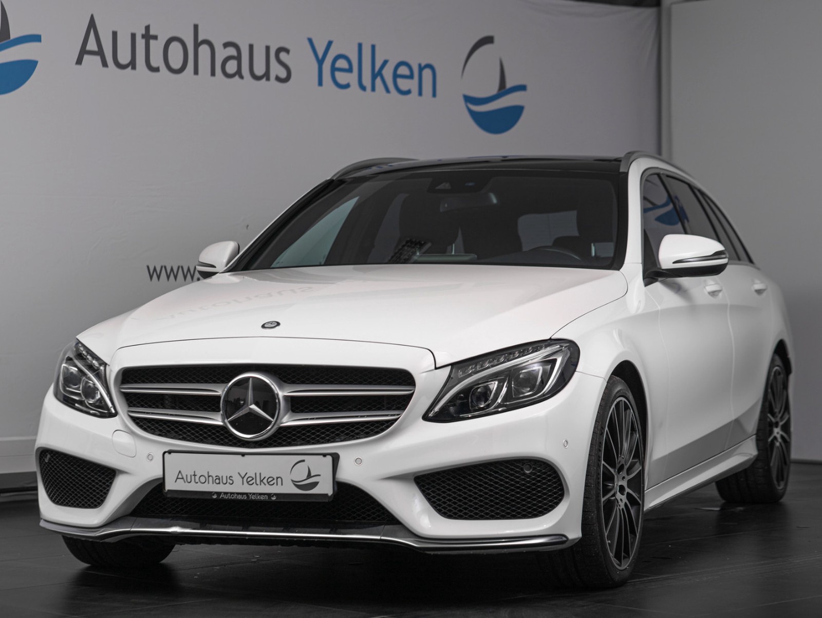 Mercedes-Benz C 250 BlueTEC / d T 4Matic AMG Line NAVI AHK LED PANO DIS