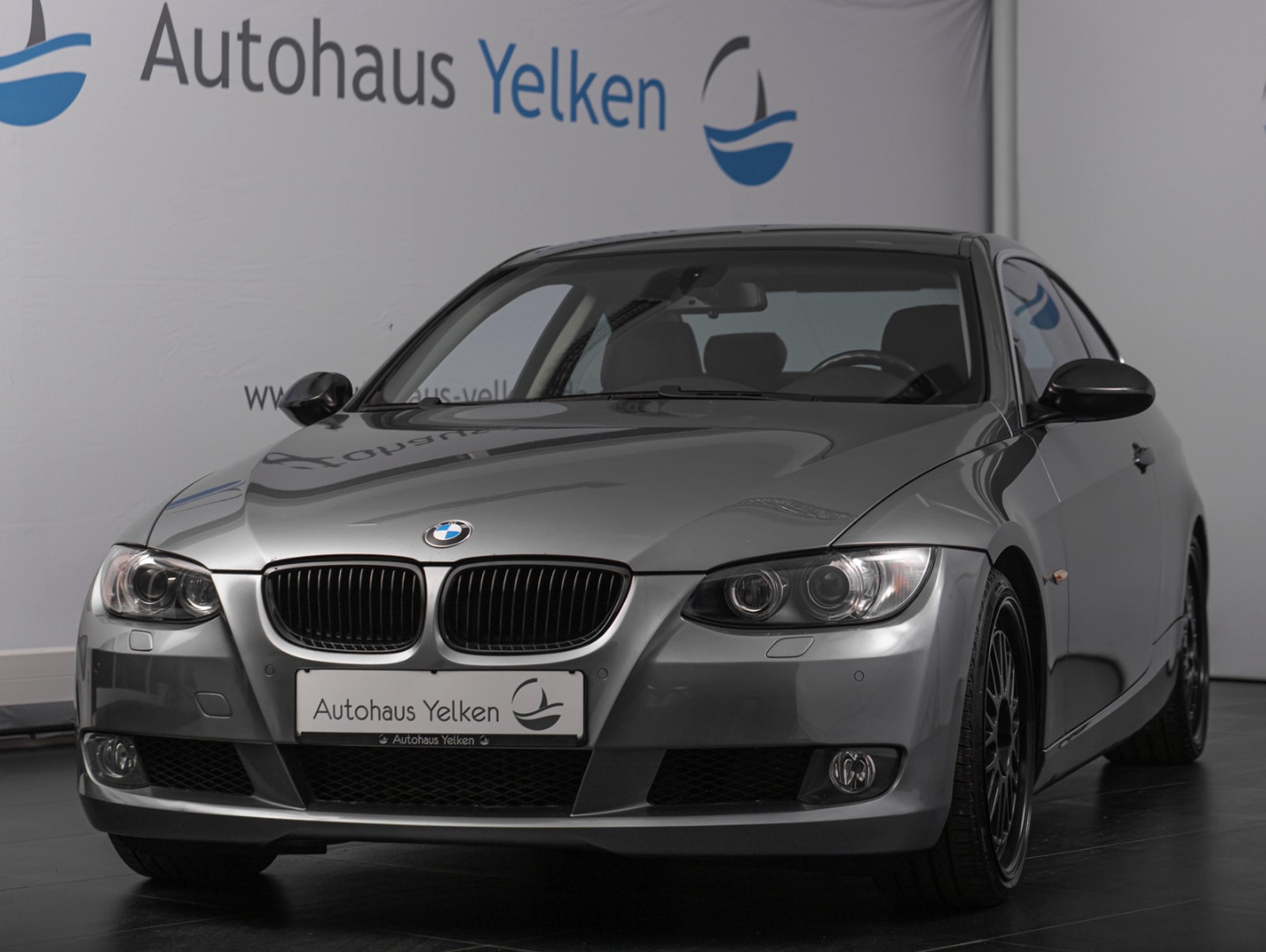 BMW 335i NAVI-PROF. TPM KLIMA-AUTO. PDC LEDER MEMORY