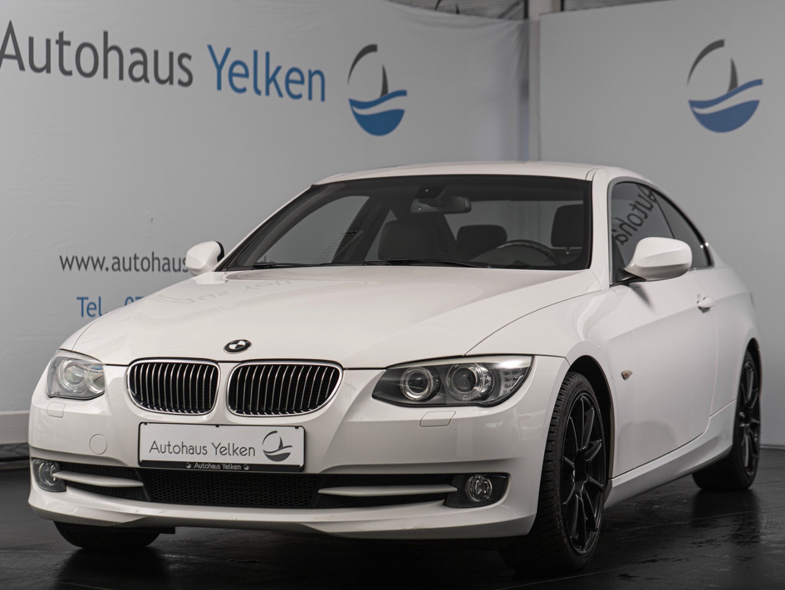 BMW 325d *PDC*TEMPOMAT*COMFORT*SPORTSITZE*