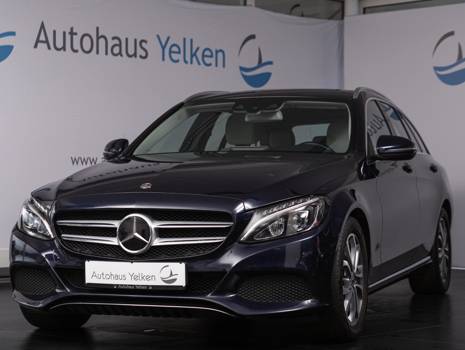 Mercedes-Benz C 220 d T Avantgarde NAVI DISTRO KEY-GO SPUR-ASS TW LED 9G