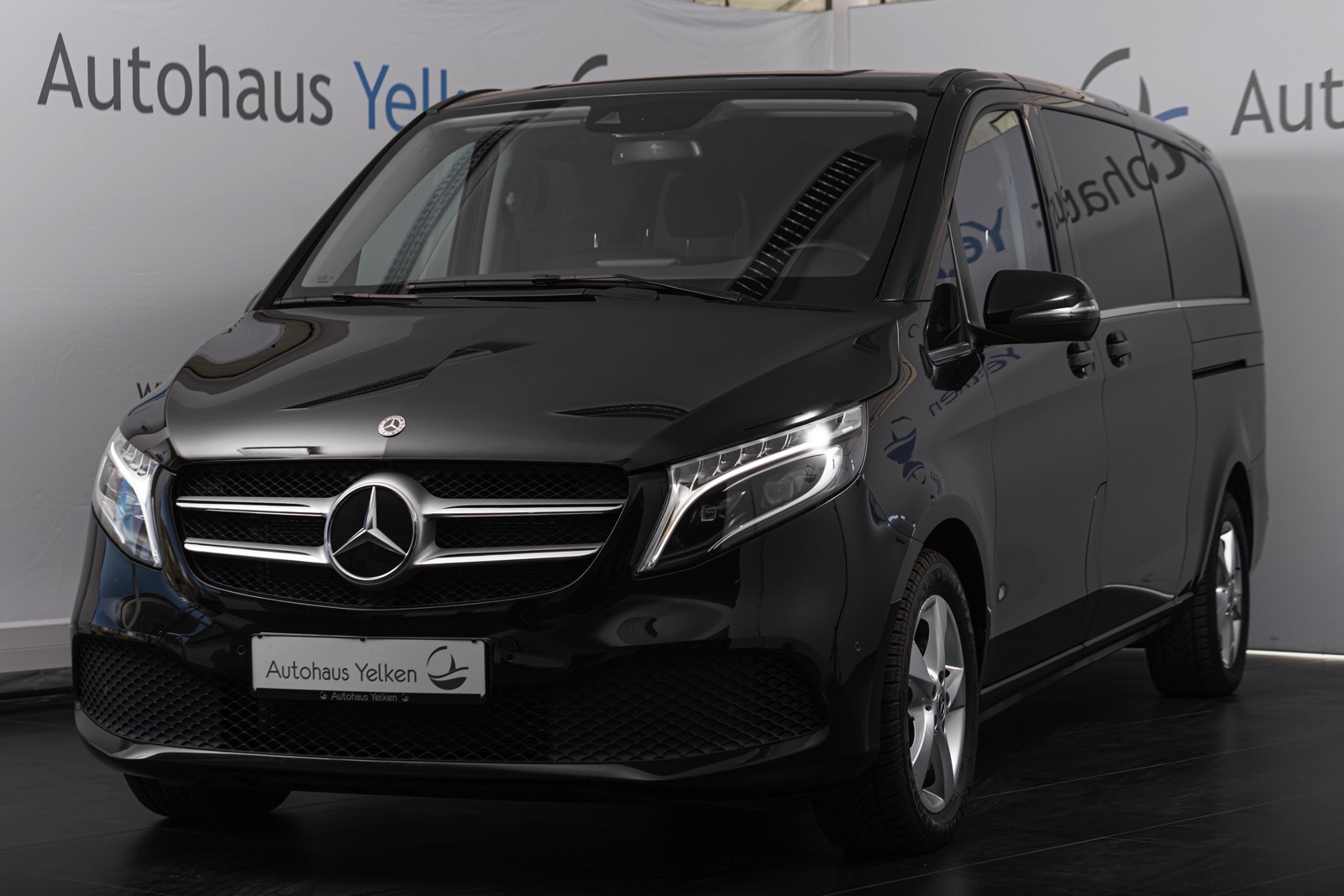 Mercedes-Benz V 250 d extralang 8-SITZER KAMERA-STND-HZ LED