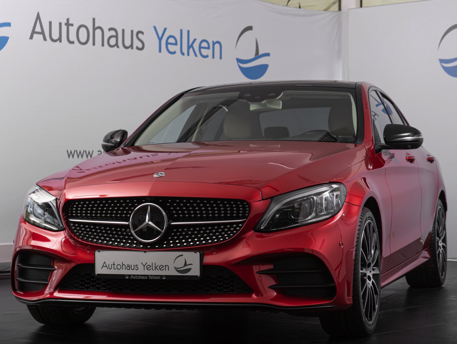 Mercedes-Benz C 220d AMG*100% EXKLUSIVE*LUFT*HUD*PANO*BURM.*NIGHT