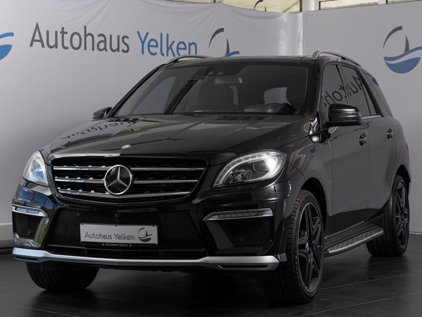 Mercedes-Benz ML 63 AMG  AHK DRIVER PERFORMANCE H&K 557PS