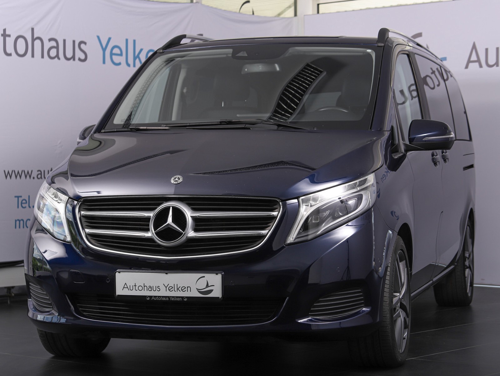 Mercedes-Benz V 250 Edition Lang NAVI LED SPUR BURMESTER TW LEDER
