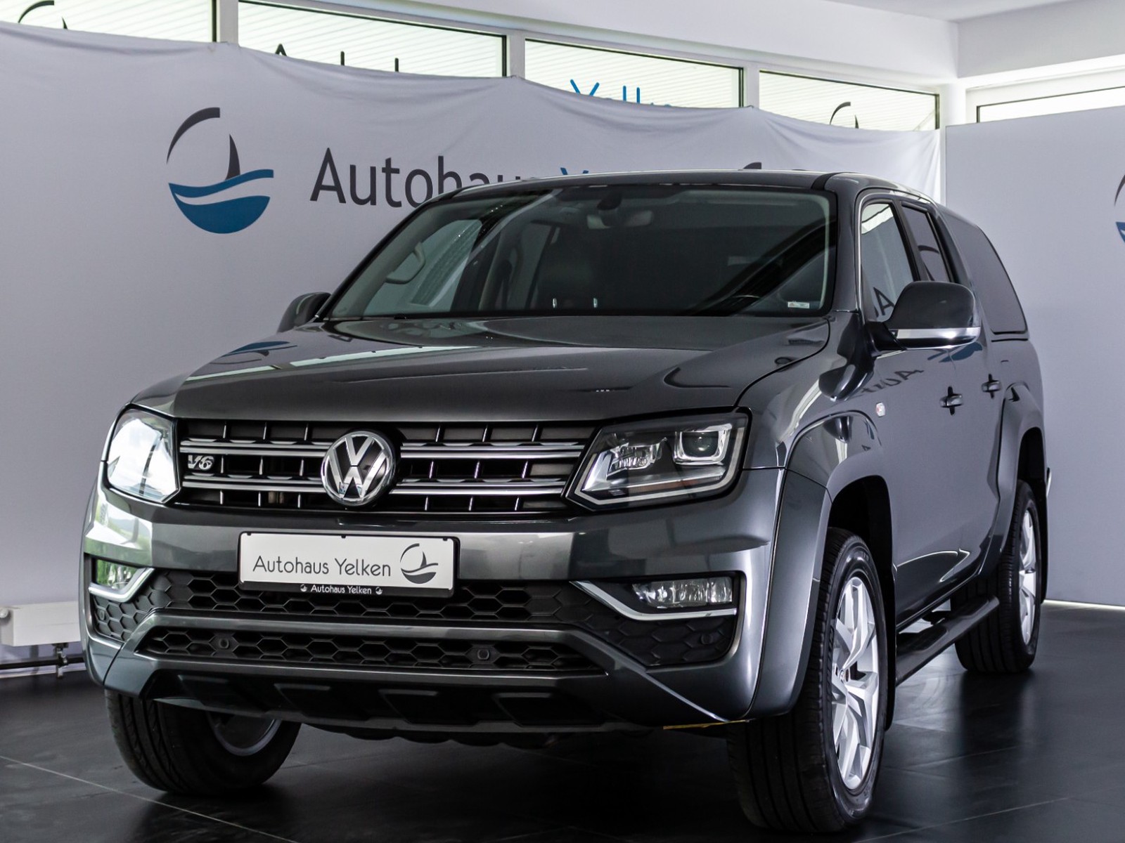 Volkswagen Amarok Highline 4Motion DoubleCab HARDTOP STHZ DAB+ AHK NAVI