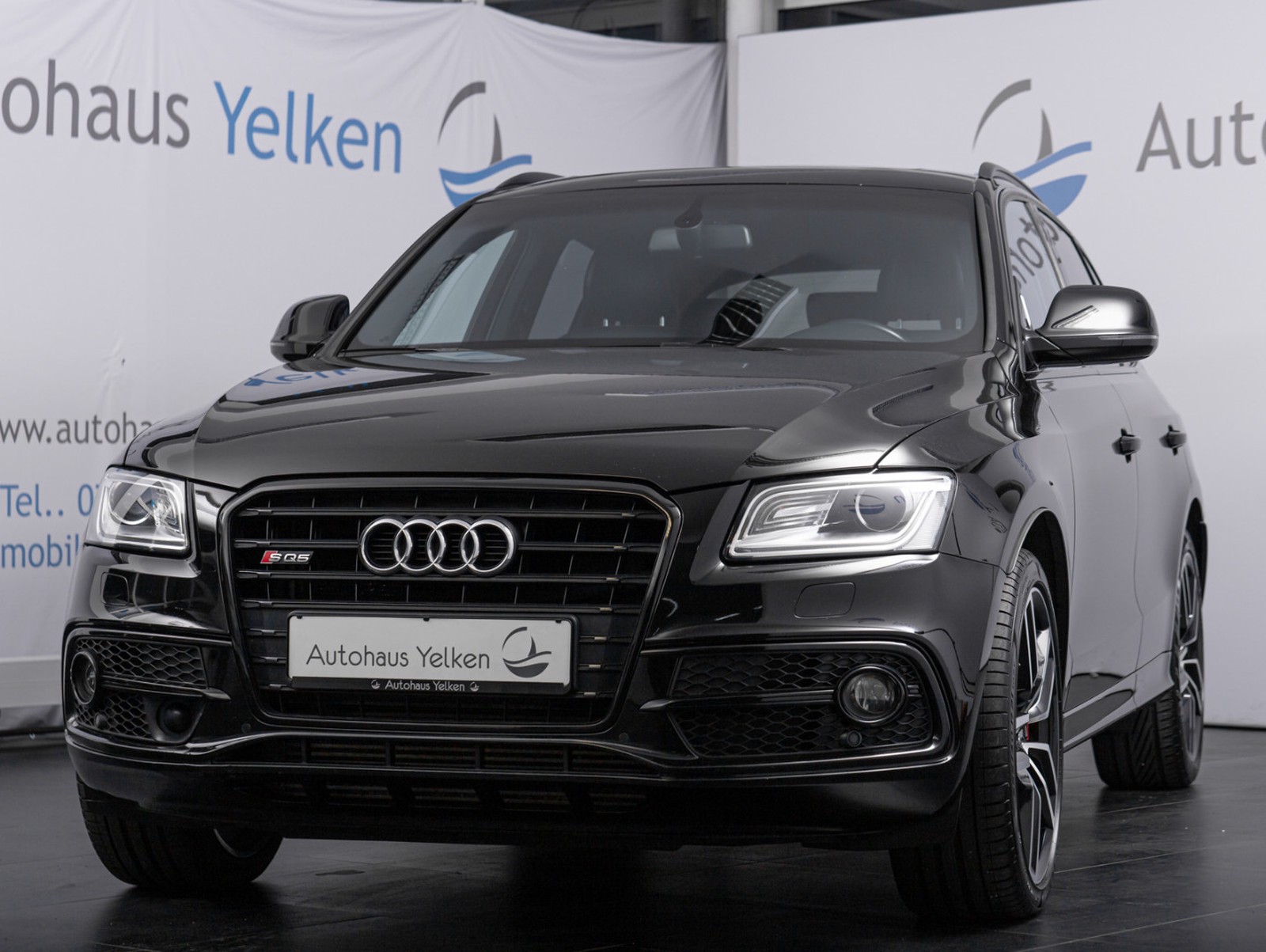 Audi SQ5 3.0 TDI plus quattro NAVI ACC PANO AHK PDC