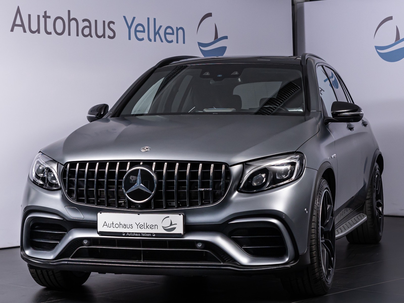 Mercedes-Benz GLC 63 AMG 4Matic PERF-STZ COM ILS AHK DIST PANO BURMUSTER
