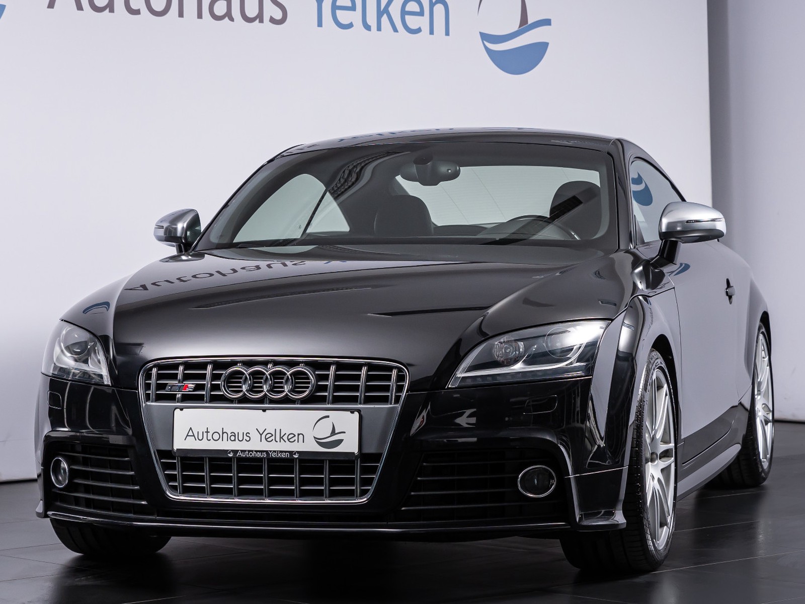 Audi TT Coupe 2.0 TFSI TTS quattro