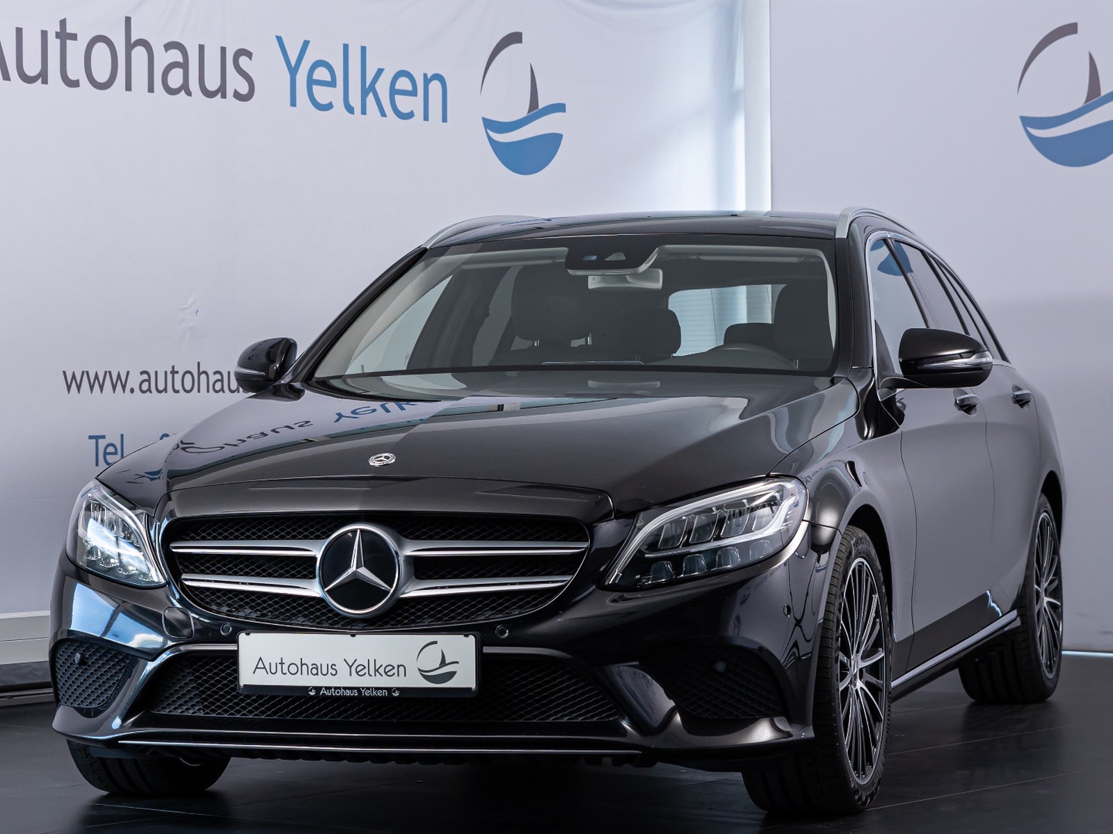 Mercedes-Benz C 220 d T COMMAND KEYLESS RFK BURMESTER ACC WIDE