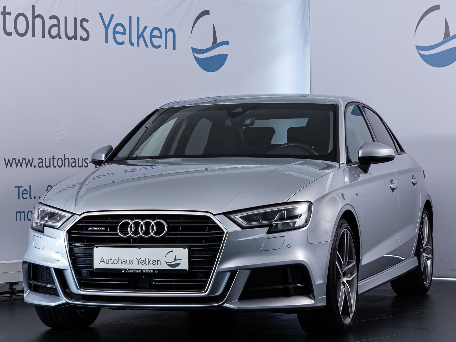 Audi A3 quattro S line sport VIRTUAL ACC NAVI AHK LED
