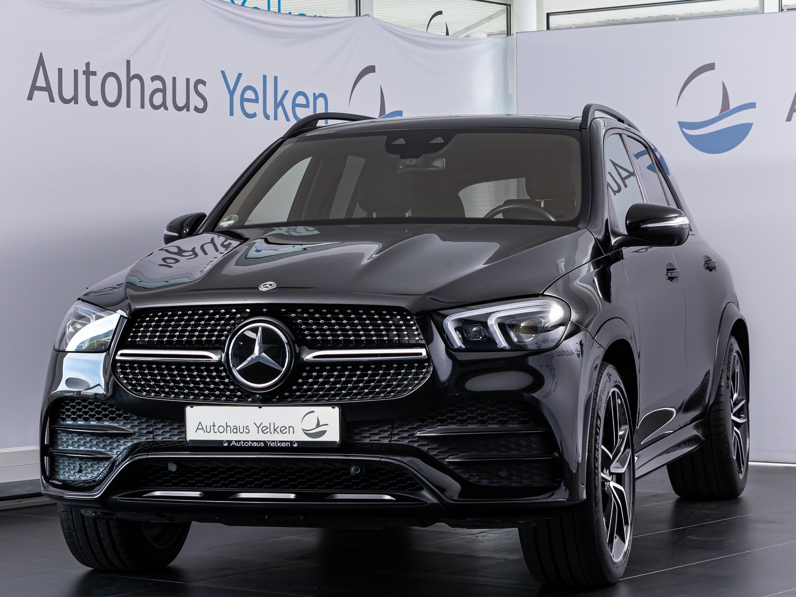 Mercedes-Benz GLE 400 d AMG PANO AHK MBUX E-AKTIVE BURM 360 7S