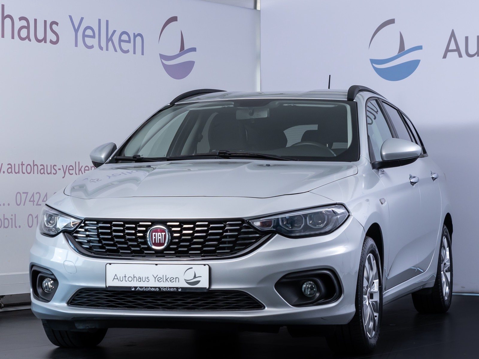 Fiat Tipo 1.4 T-Jet Easy TEMP NAVI PDC USB