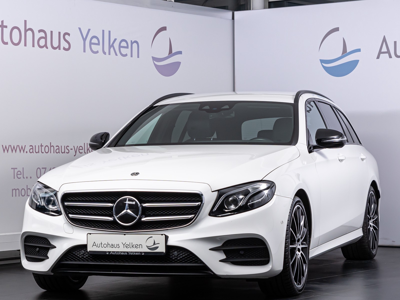 Mercedes-Benz E 400 d AMG-LINE NIGHT MULTIBEAM DISTR AHK HUD
