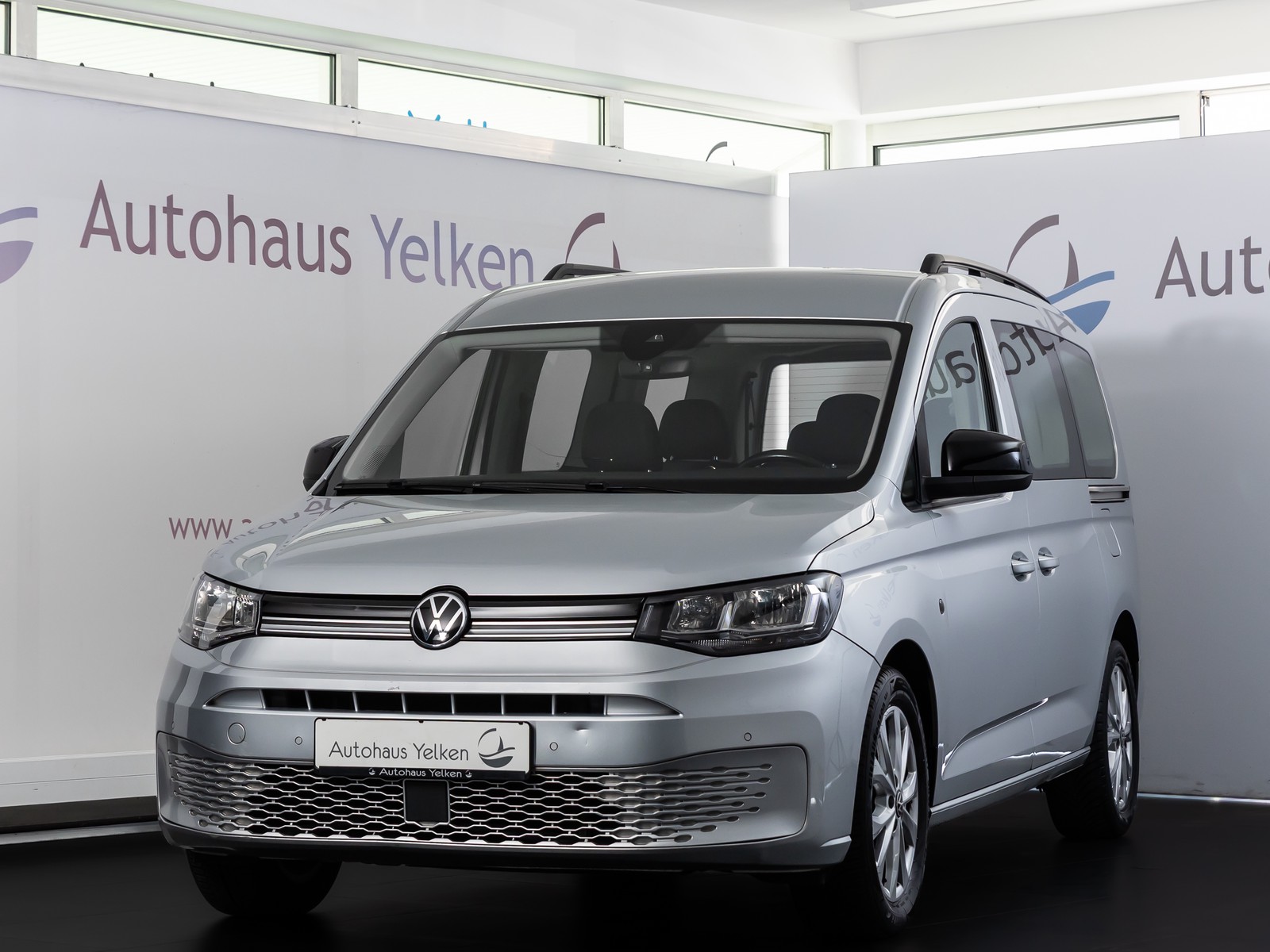 Volkswagen Caddy Maxi 2.0 TDI Life Behindertengerecht Rampe