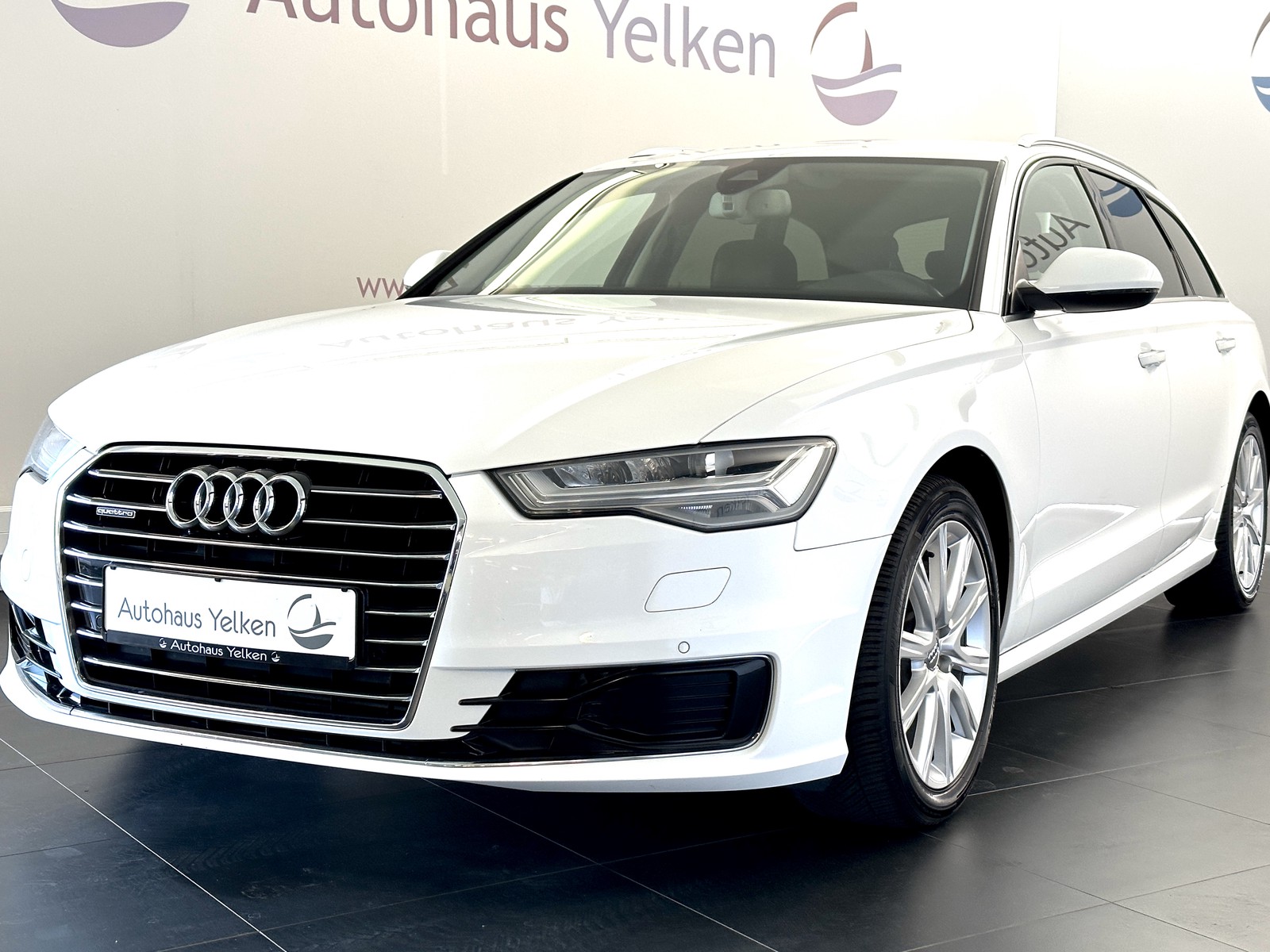 Audi A6 3.0 TDI quattro LED MMI PLUS STDHZ LEDER RFK