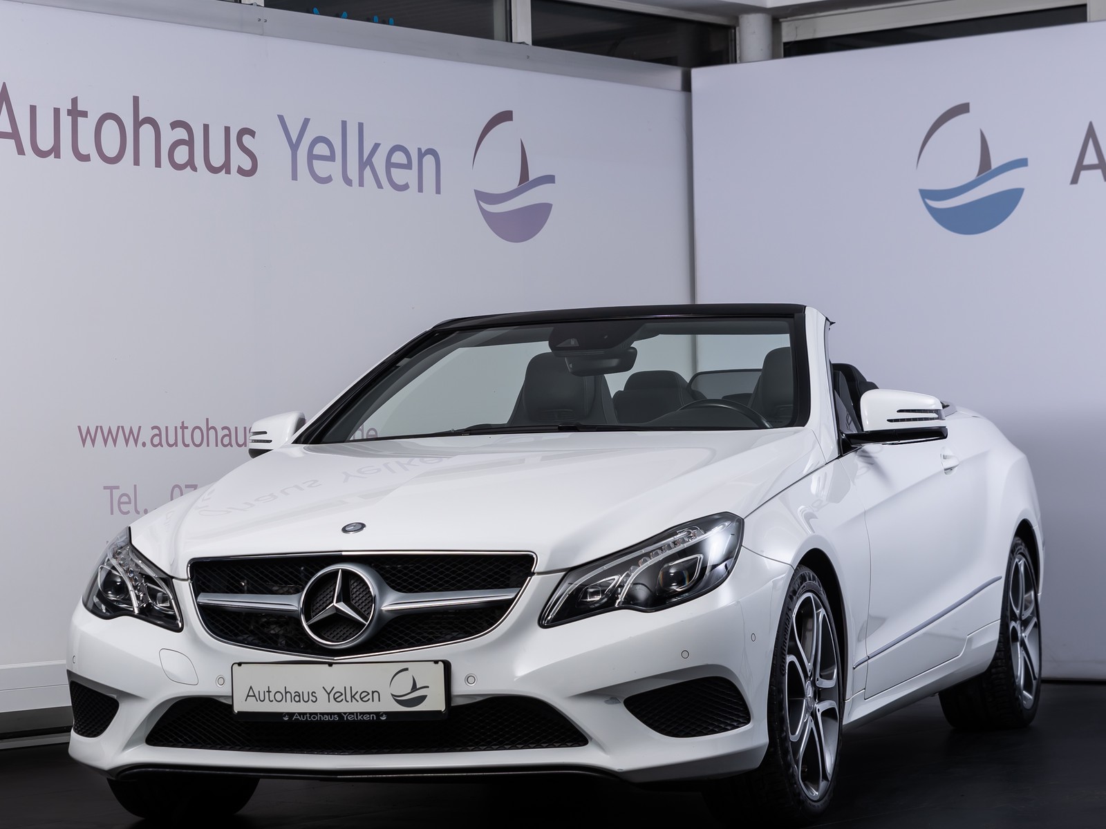 Mercedes-Benz E 350d LED SPORT-PAKET LEDER AIRSCARF SHZ