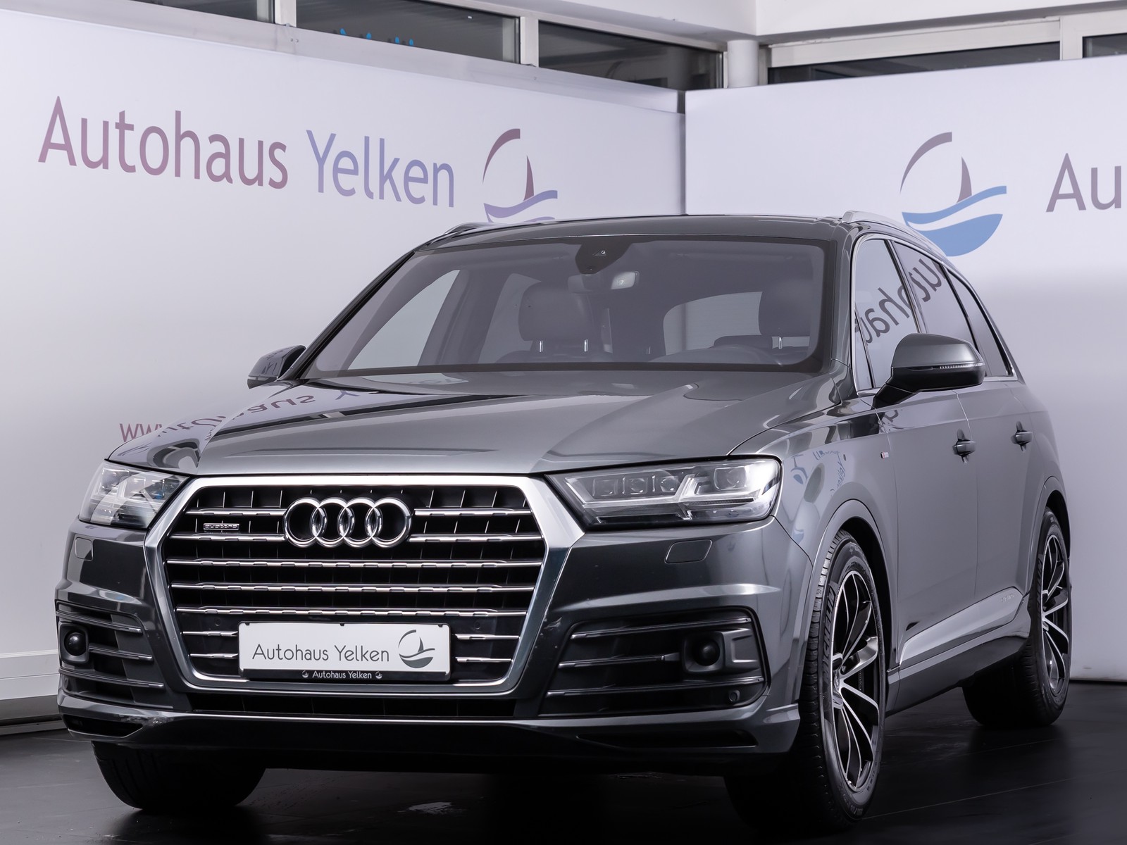 Audi Q7 3.0 TDI qu. 2x S-Line MATRIX ACC VIRTUAL 7-Sitz