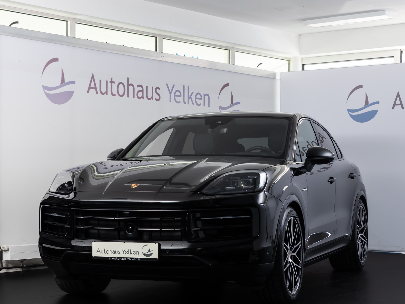 Porsche Cayenne Coupe E-Hybrid ACC LUFT BOSE HUD 360°