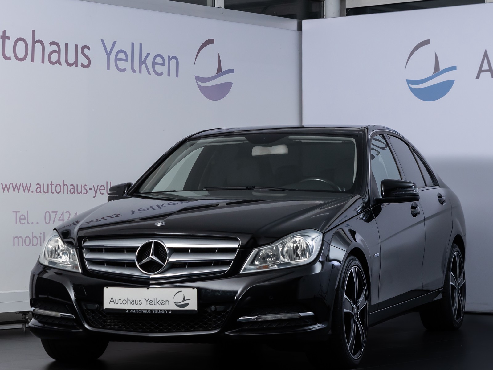 Mercedes-Benz C 180 CGI BlueEfficiency NAVI SHZ PTS