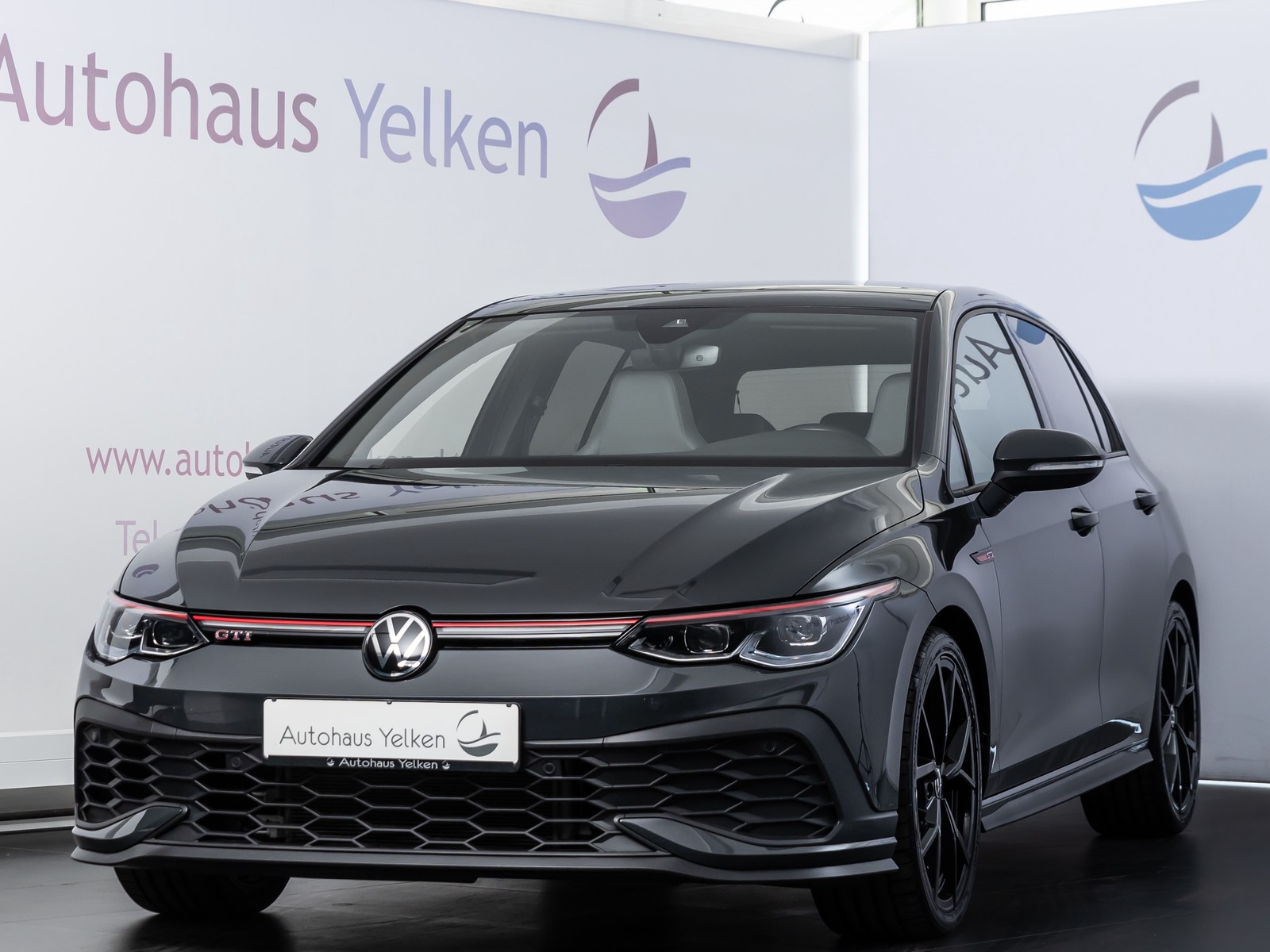 Volkswagen Golf VIII GTI 2.0 TSI  Clubsport MATRIX PANO