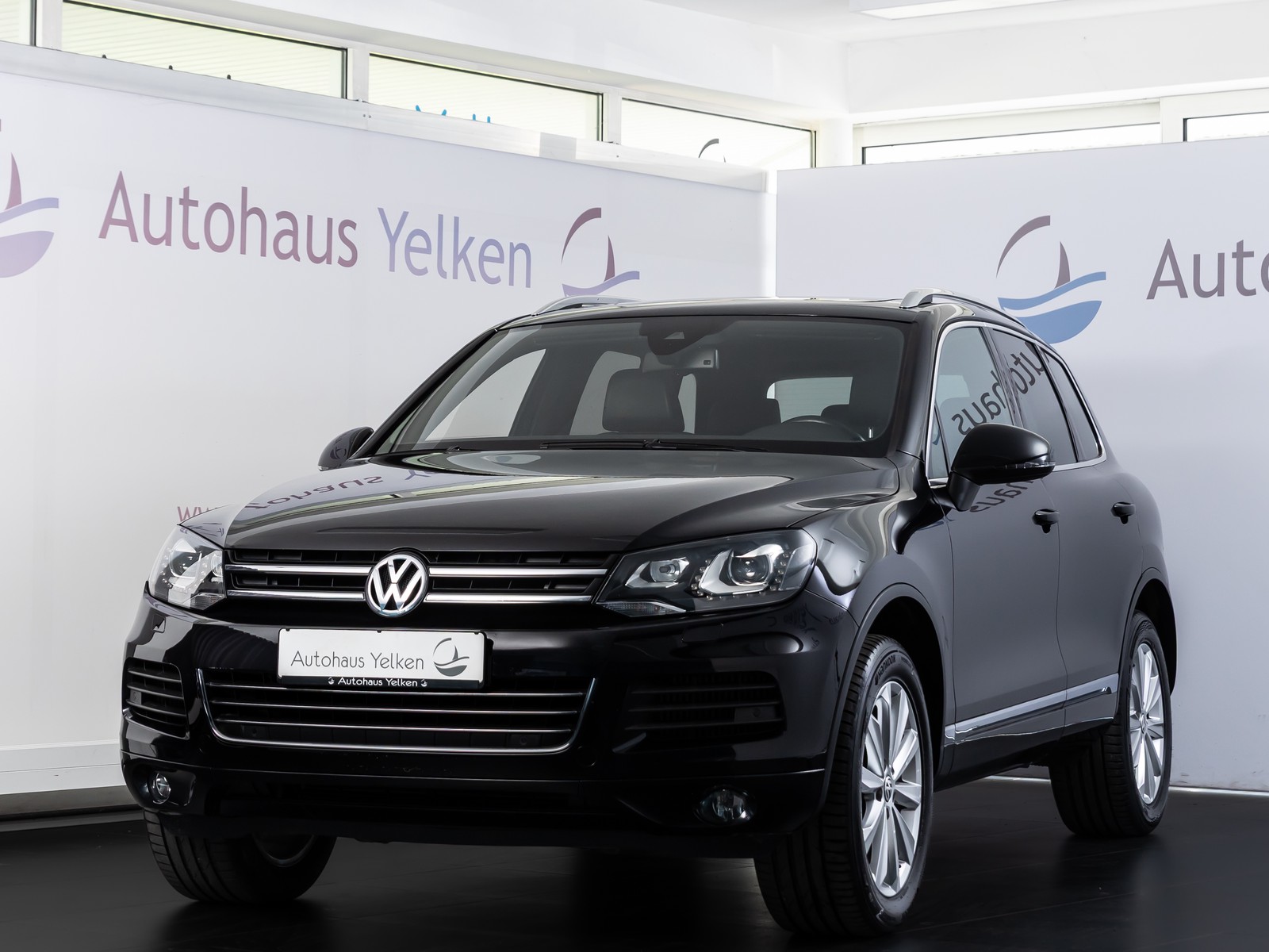 Volkswagen Touareg 3.0 TDI V6 BI-XENON PANO NAVI SPORT