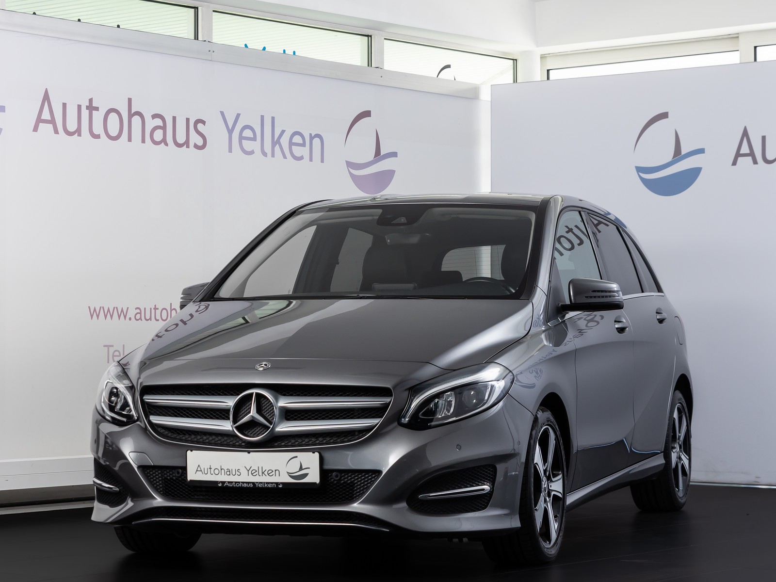Mercedes-Benz B 200 Urban LED*NAVI*SHZ*RFK