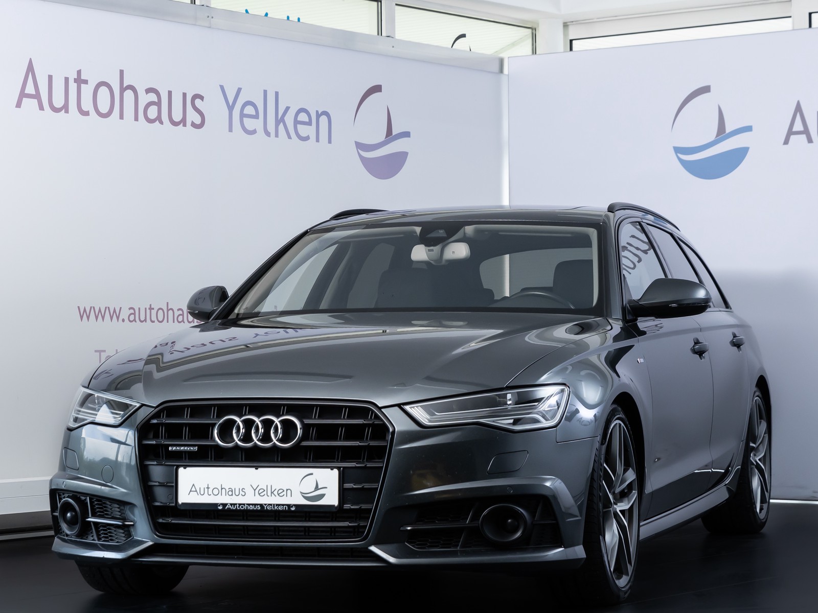 Audi A6 3.0 TDI S line ACC MATRIX PANO STDHZ AHK RFK