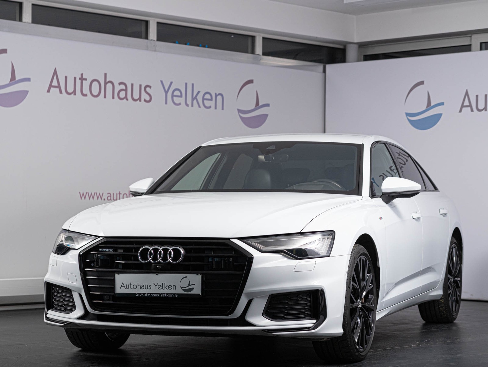 Audi A6 55 TFSI S line MATRIX LUFT NACHT HUD B&O