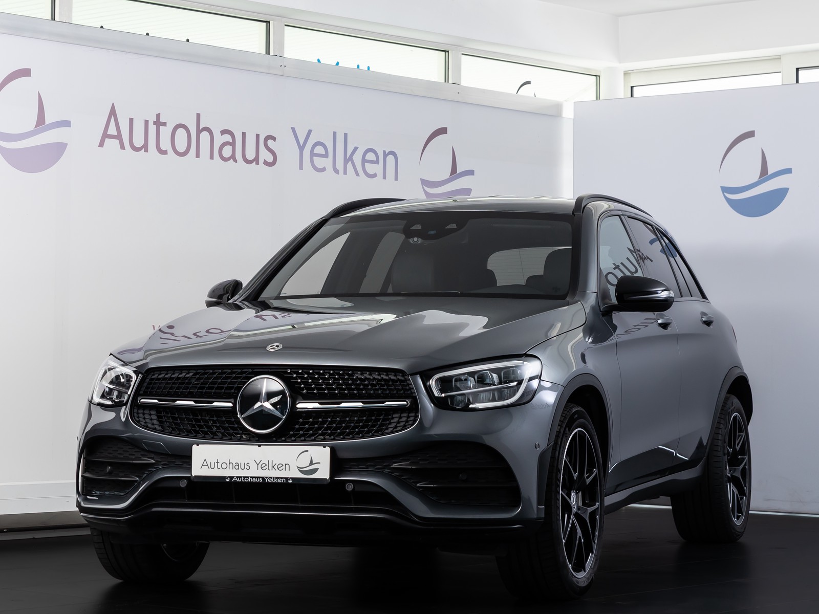 Mercedes-Benz GLC 300 d AMG-LINE 4M DISTR LED VIRTUAL AHK