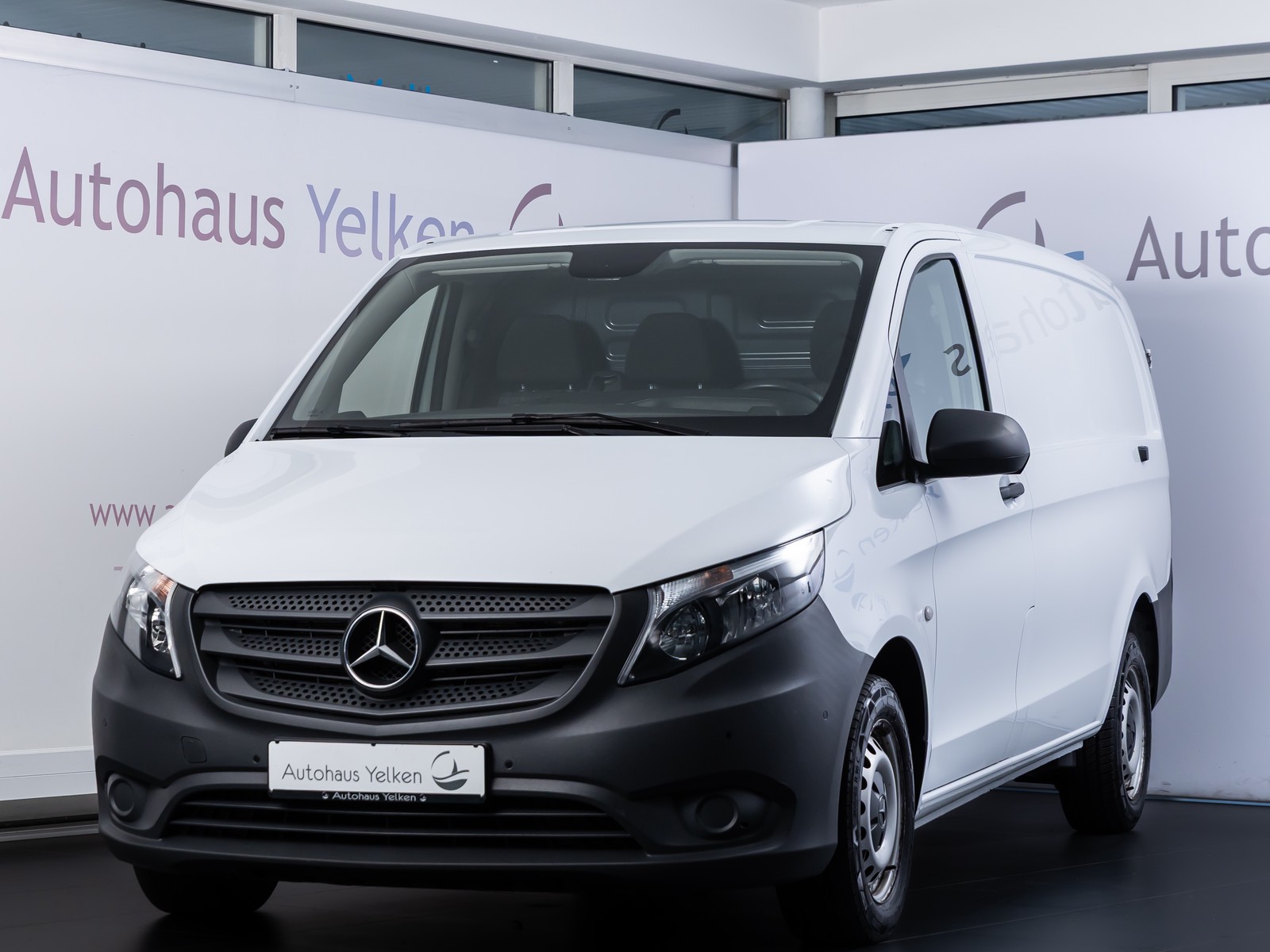 Mercedes-Benz Vito 114 CDI lang NAVI AHK TEMP