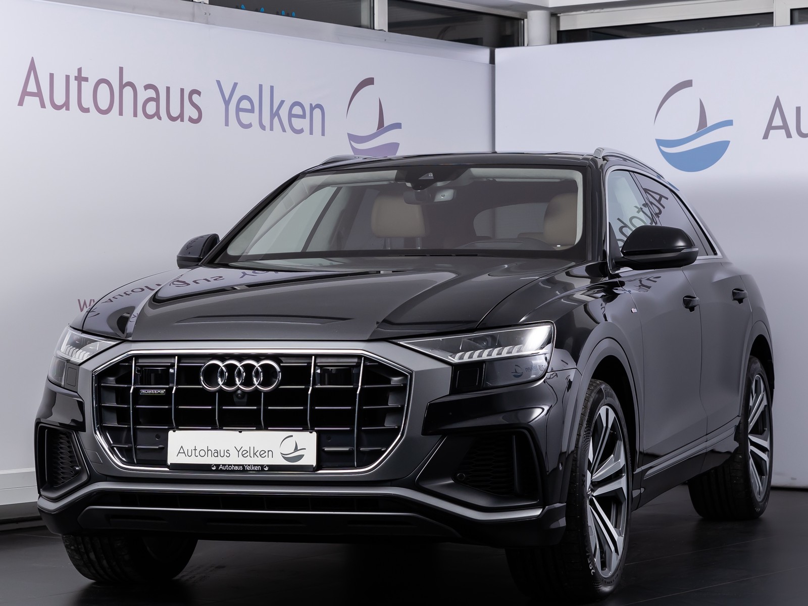 Audi Q8 50 TDI S line q MATRIX STD-HZ PANO NACHT 360°