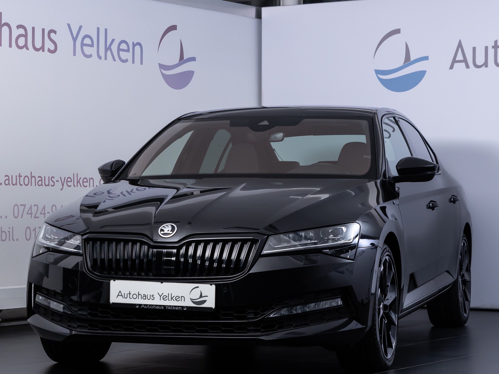 Skoda Superb 2.0 TSI SportLine 4x4 ACC COLUMBUS CANTON