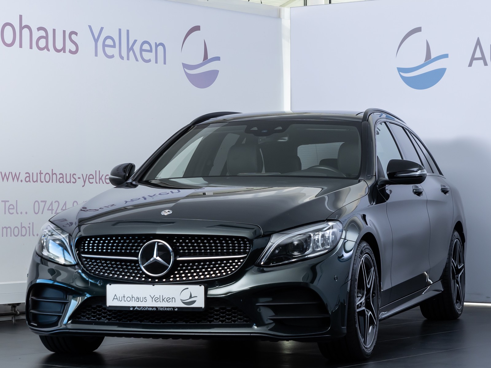 Mercedes-Benz C 220 d T MULTIBEAM DISTR PANO HUD AHK