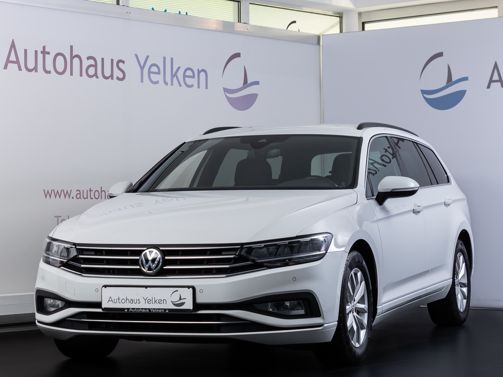 Volkswagen Passat 2.0 TDI Business ACC VIRTUAL AHK RFK