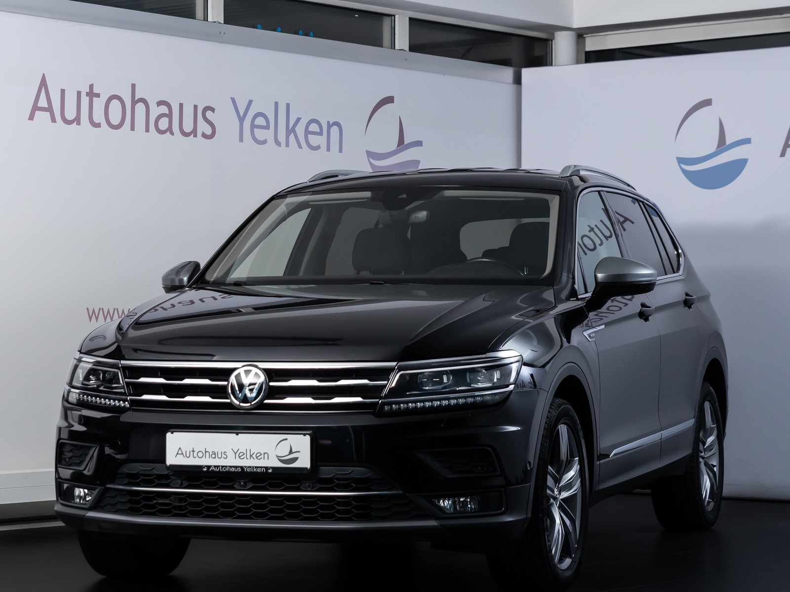 Volkswagen Tiguan Allspace 2.0 TDI Highl ACC AHK 7-SITZ 360