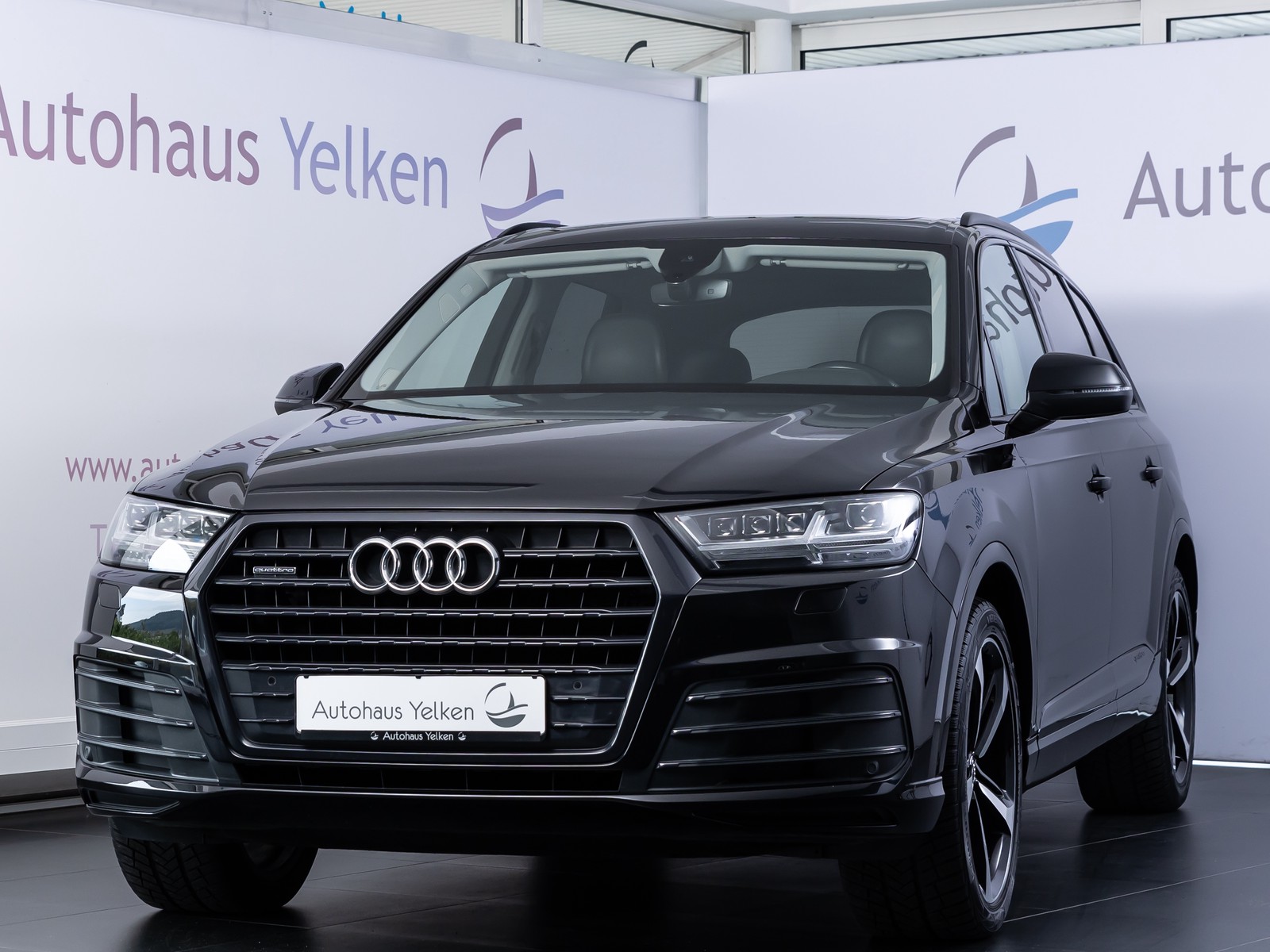Audi Q7 3.0 TDI S LINE MATRIX PANO BOSE IND-SITZ LUFT