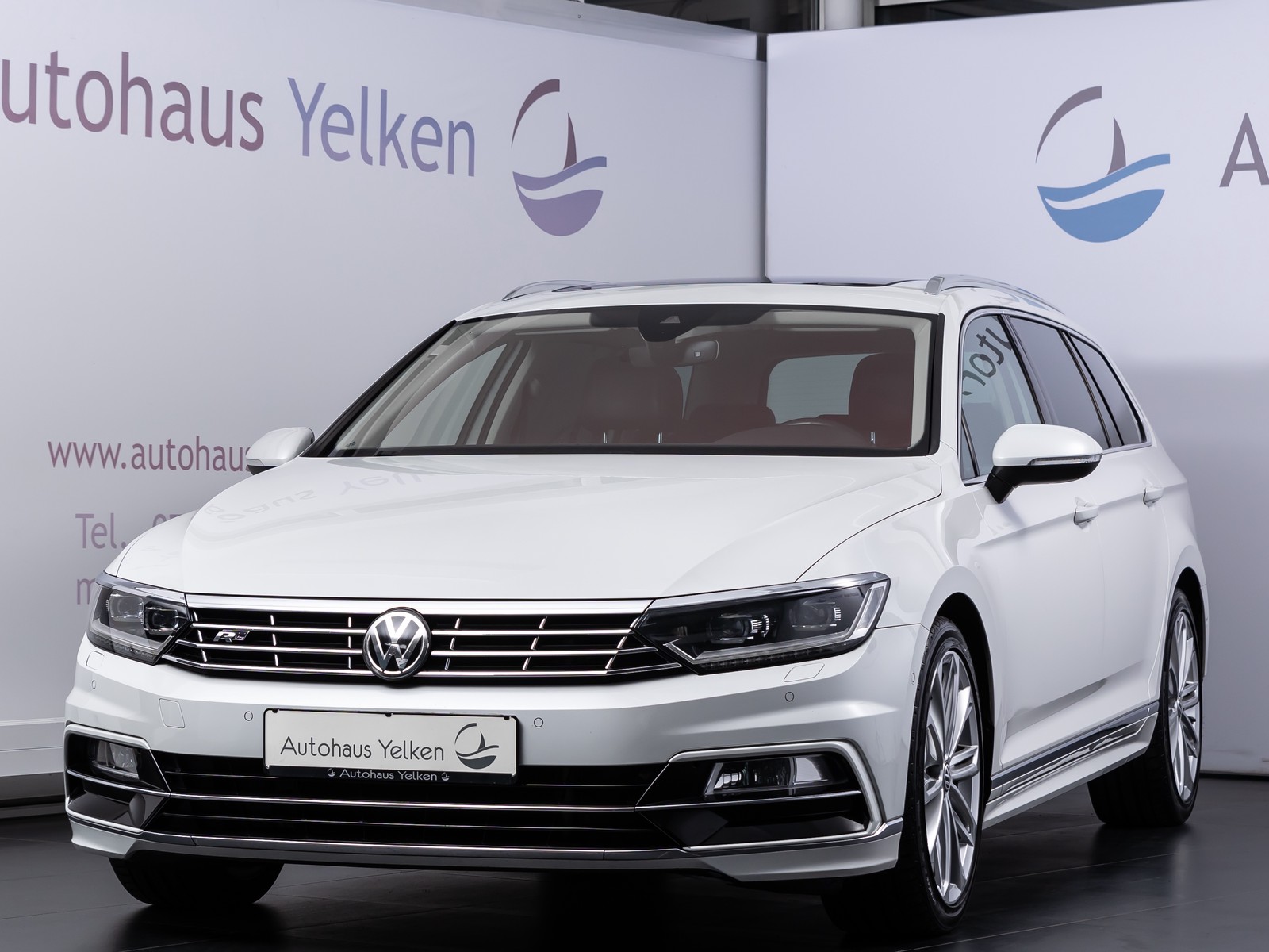 Volkswagen Passat Variant Highline R line AHK DCC ACC PANO